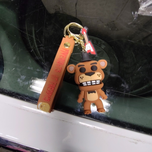 Five nights at Freddy's keychains - Picture 2 of 4
